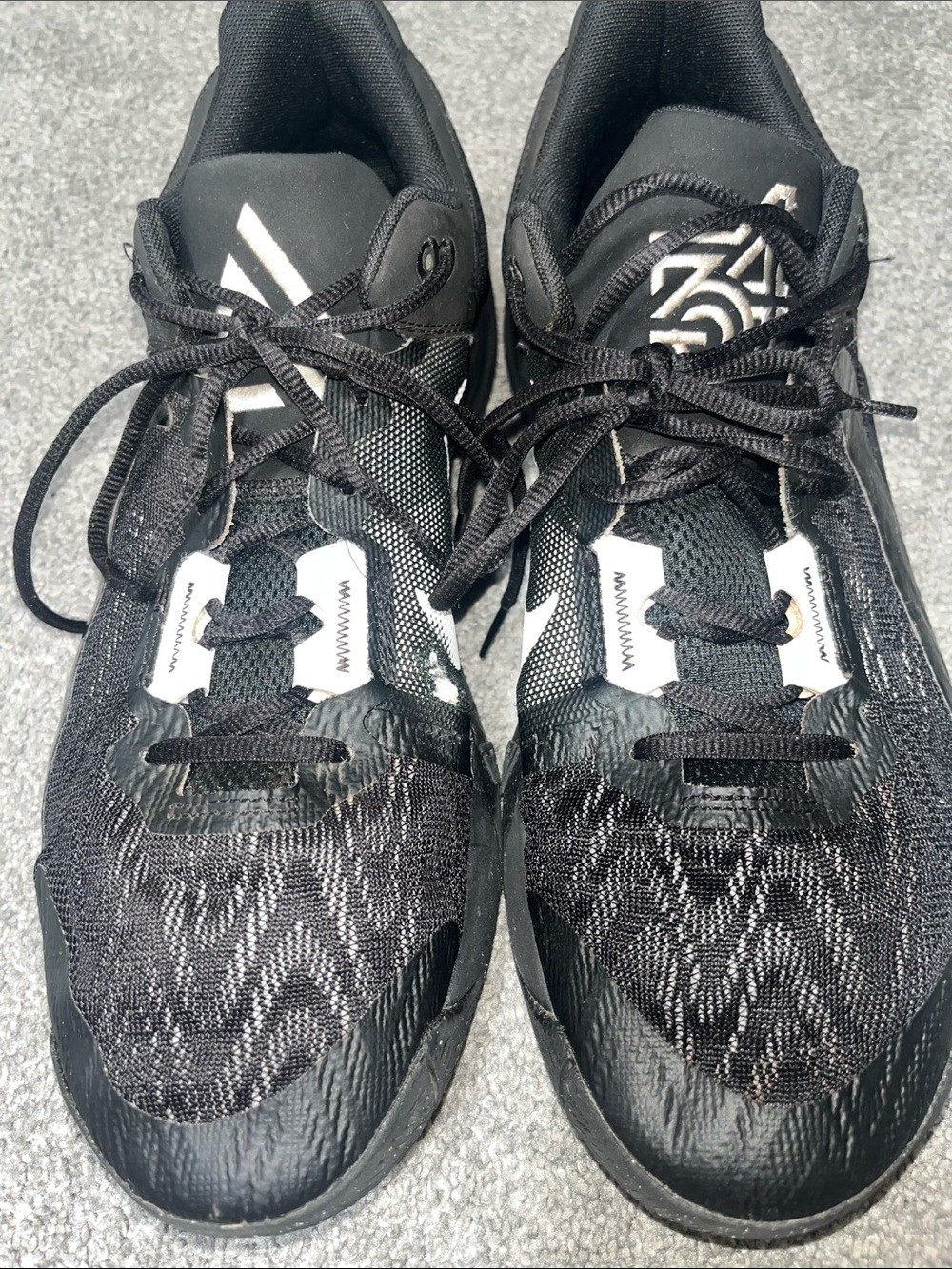 Nike Black Mesh Athletic Trainers